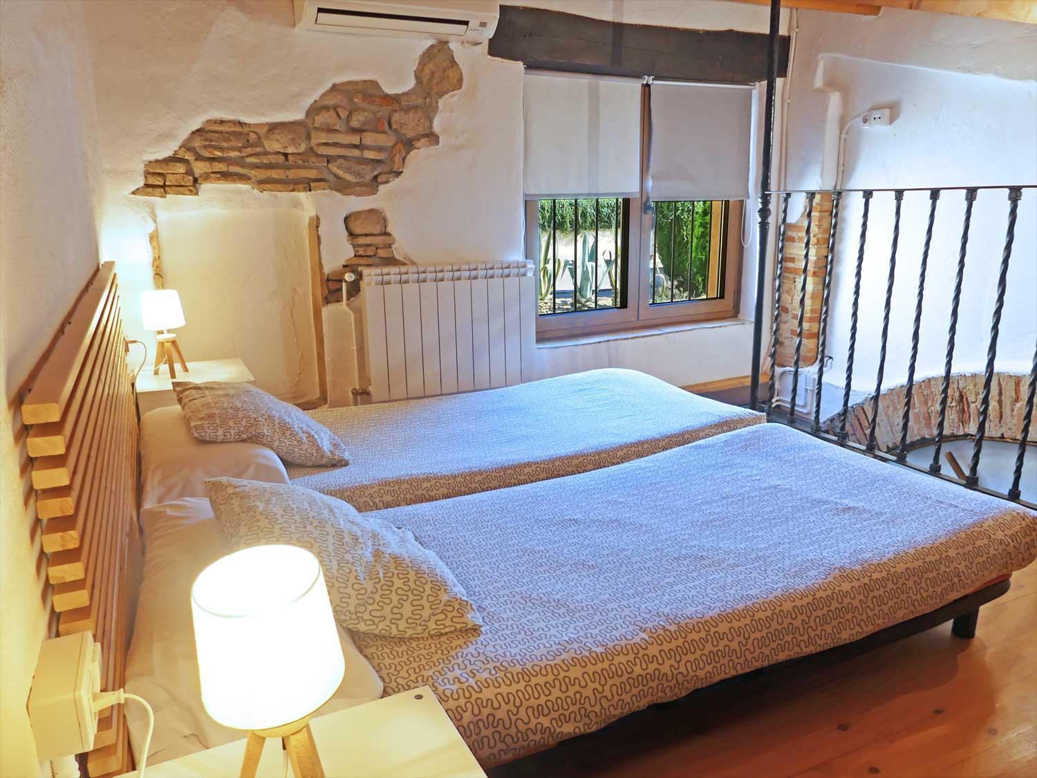 Masia Ca La Caputxeta * Castelló d'Empúries