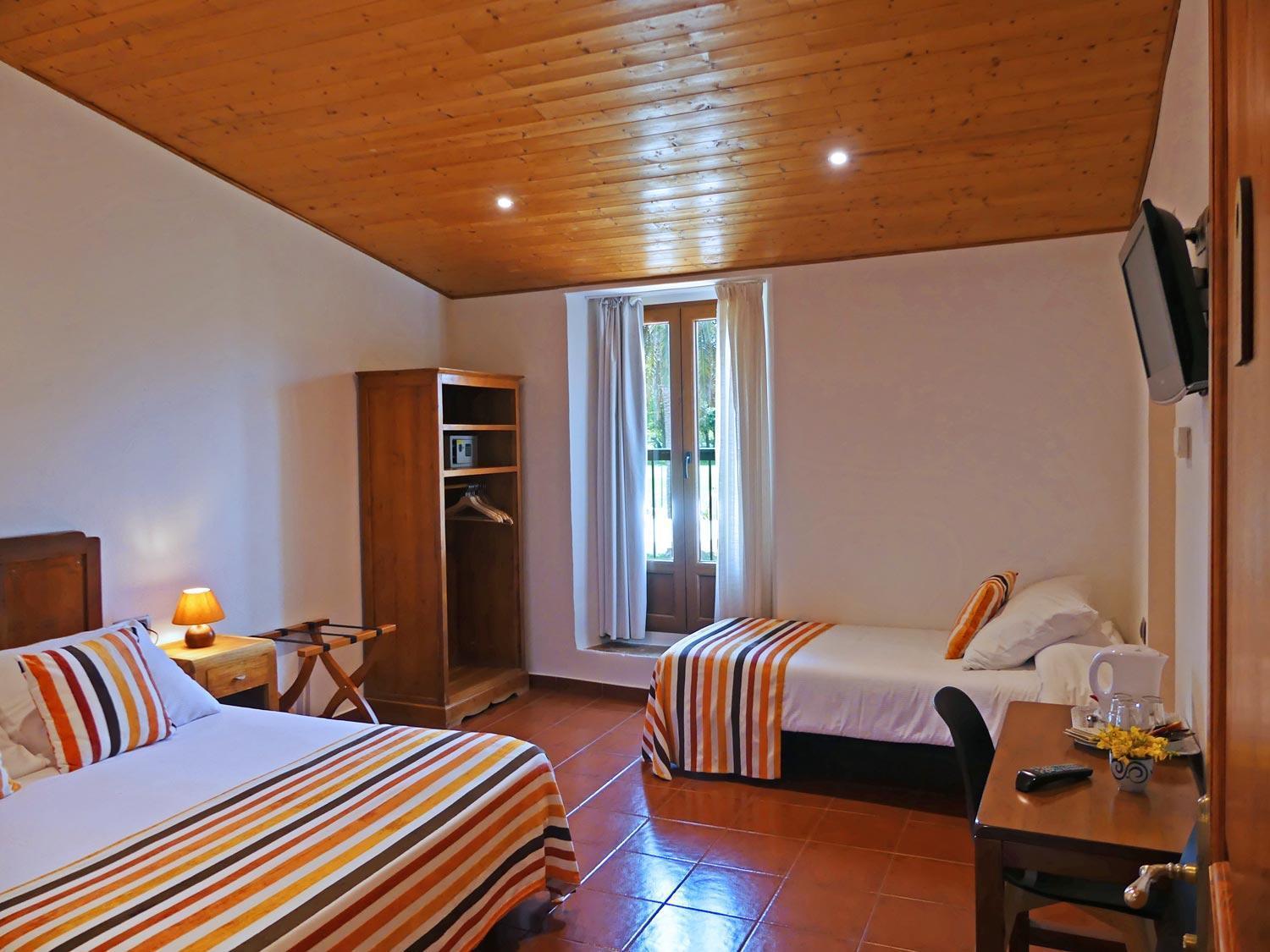 Casa rural Masia Ca La Caputxeta Castelló d'Empúries